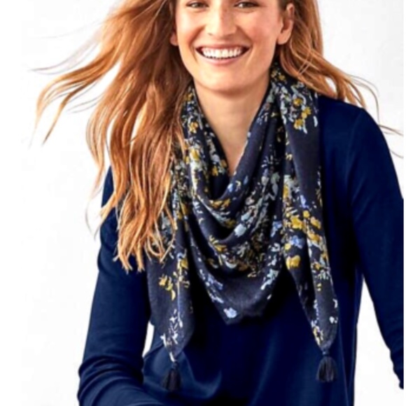 J.Jill _ NEW Very Pretty Floral Square Scarf _ NWT - Picture 2 of 8